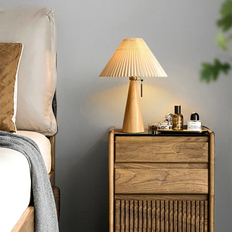 Solar Lamp - مصباح طاولة بتصميم عتيق مطوي، إضاءة